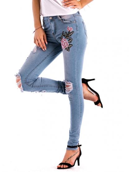 Ripped Embroidery Elasticity Women's Jeans